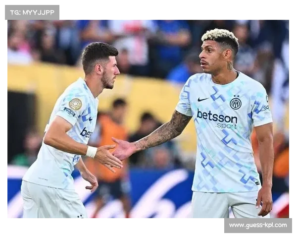 门将迪乌夫高接抵挡,尼斯客战巴黎虽败犹荣 门将迪乌夫高接抵挡,尼斯客战巴黎虽败犹荣